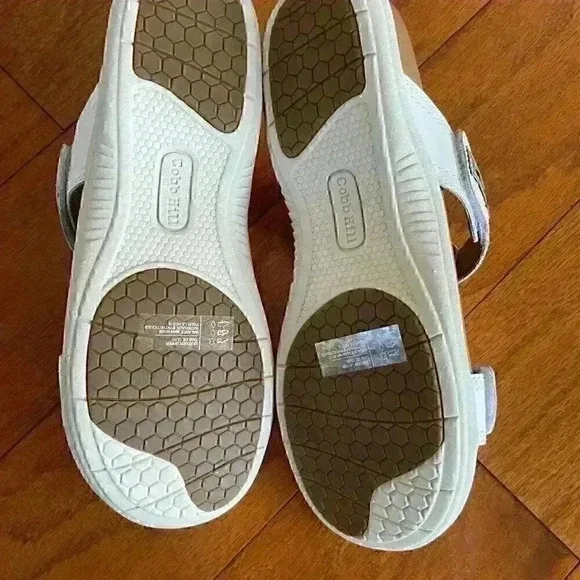 Cobb Hill Rubey Perf Slide Womens Sandal 10 BM US WhitePewter SAVE $30 - Picture 9 of 13